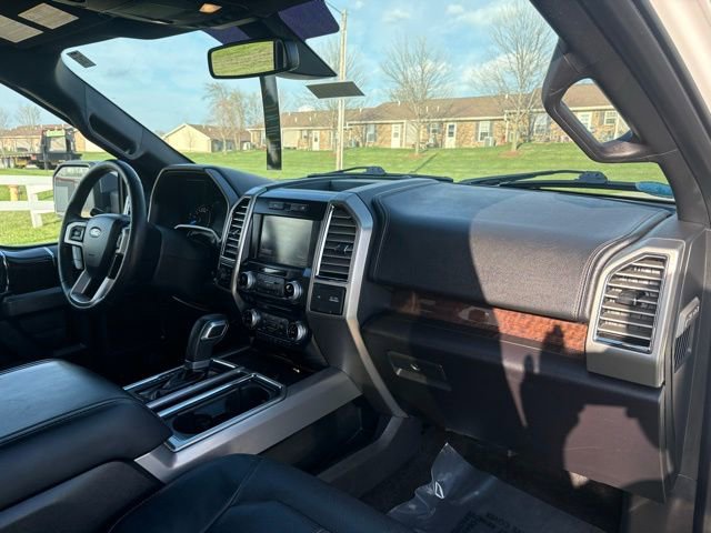 Used 2015 Ford F150 Platinum w/ Equipment Group 701A Luxury AWD/4WD image 14