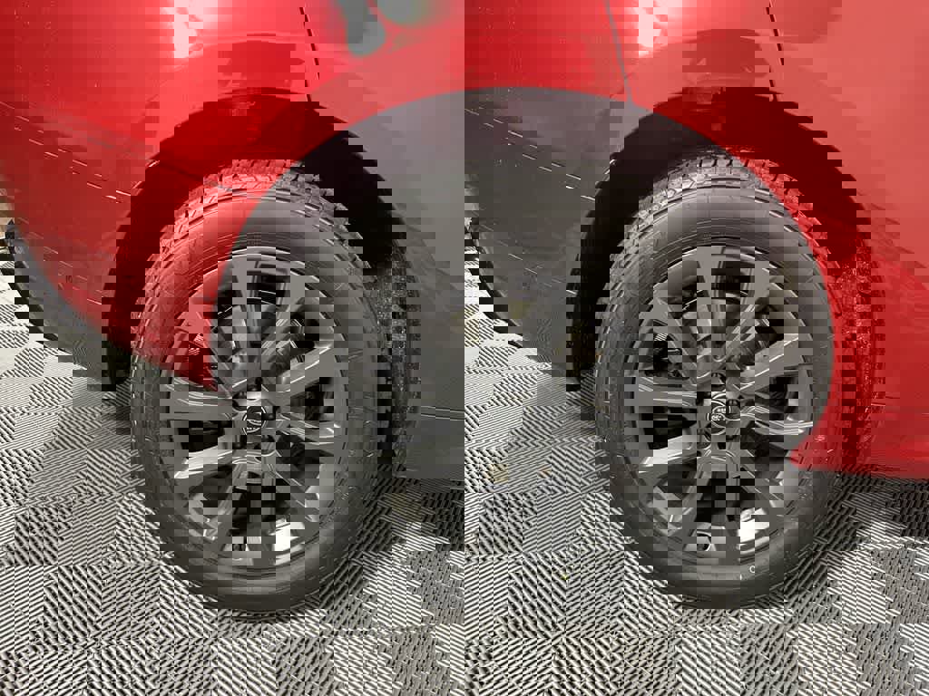 Used 2024 Land Rover Range Rover Sport Dynamic SE image 31