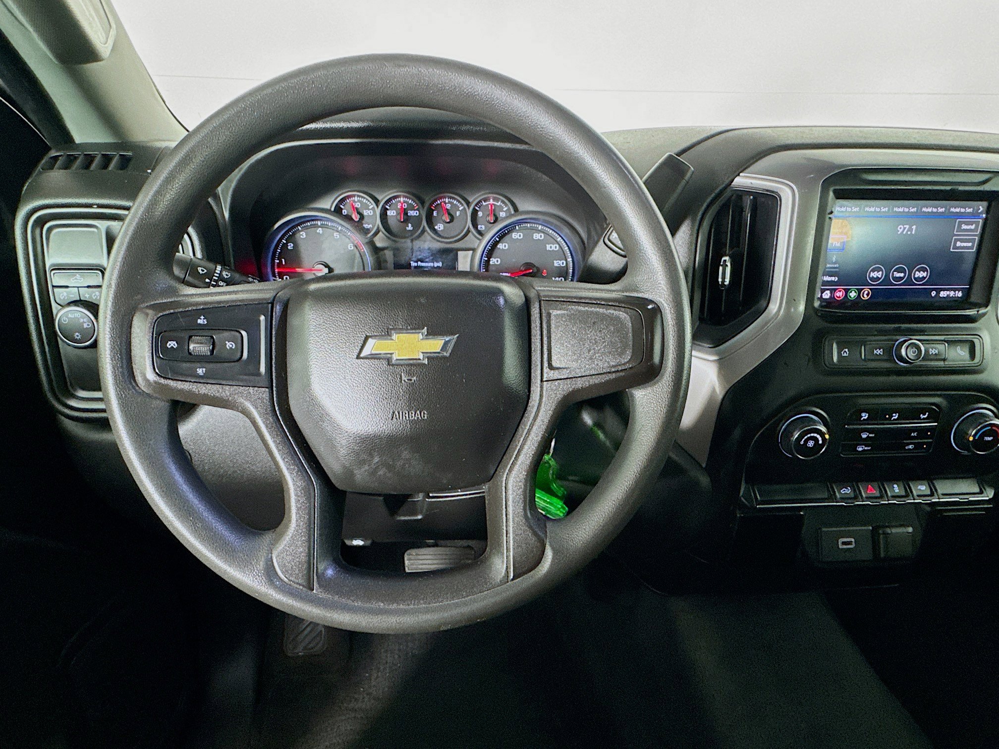 Used 2020 Chevrolet Silverado 1500 Custom w/ Custom Value Package RWD image 11