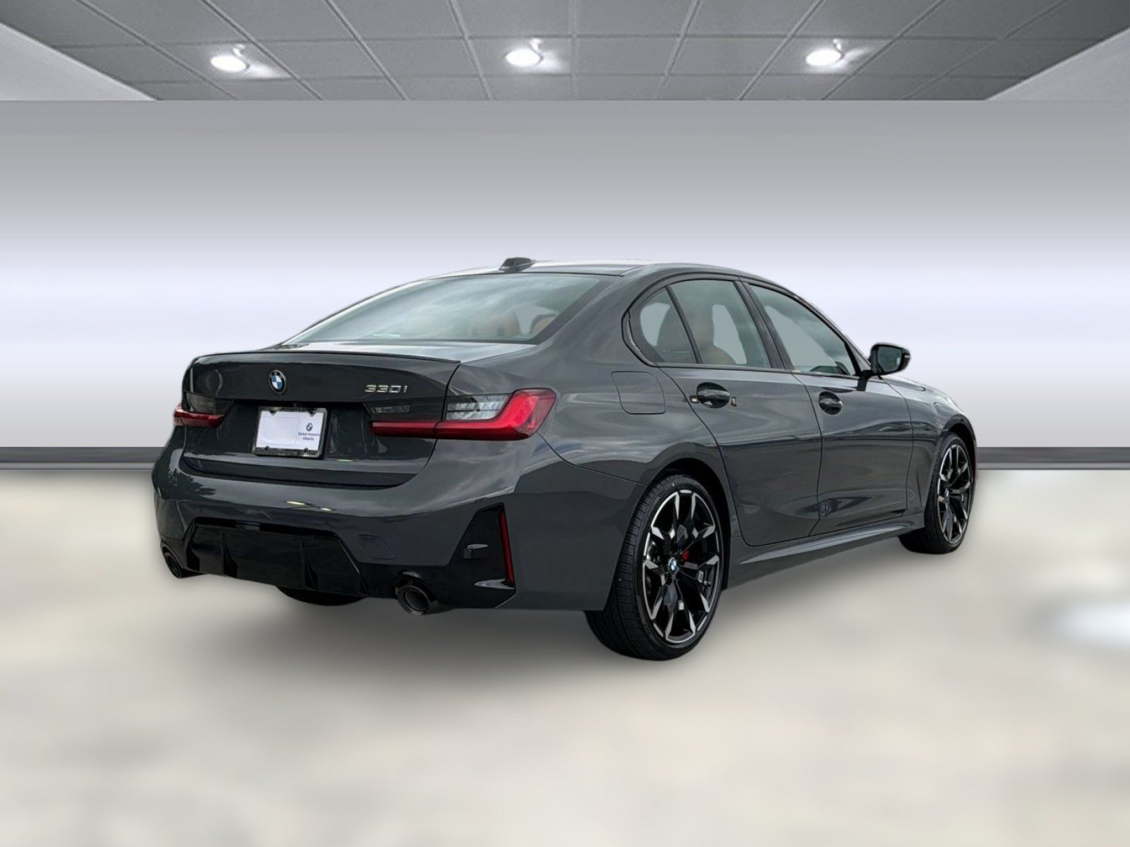 Used 2026 BMW 330i Sedan w/ M Sport Package RWD image 9