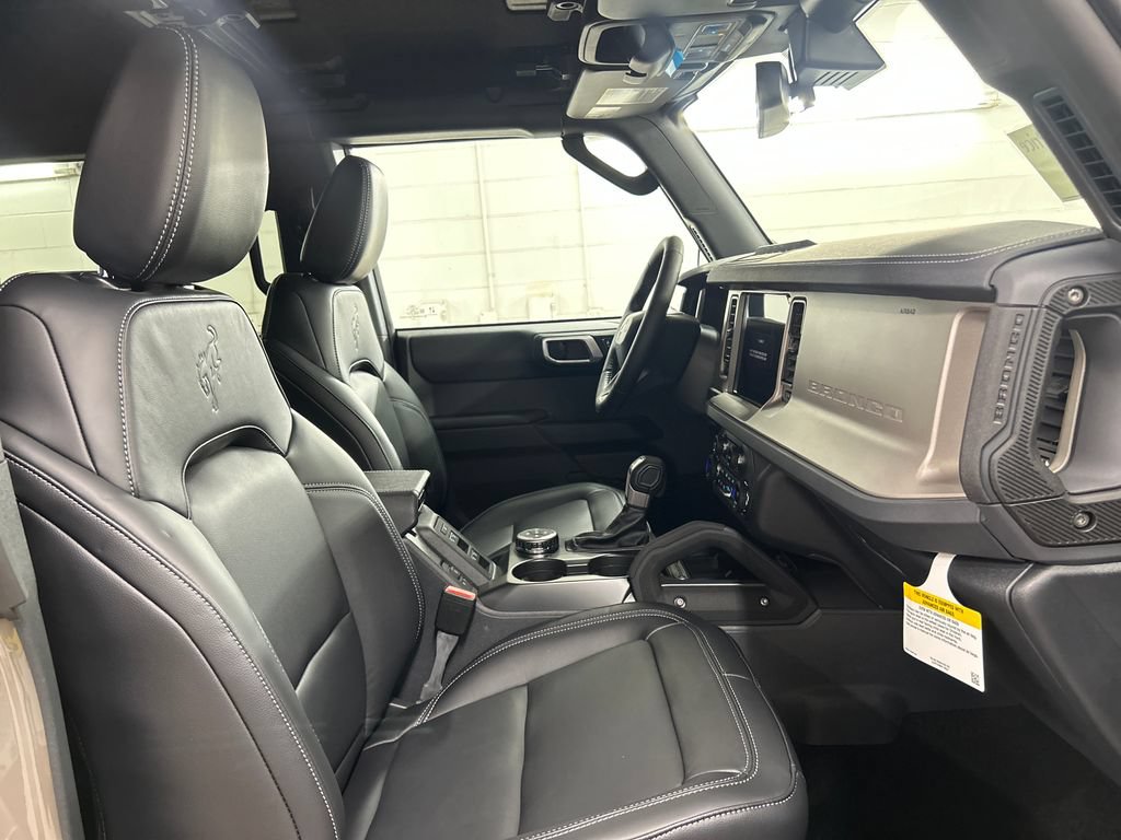New 2026 Ford Bronco Outer Banks w/ Sasquatch Package AWD/4WD image 15