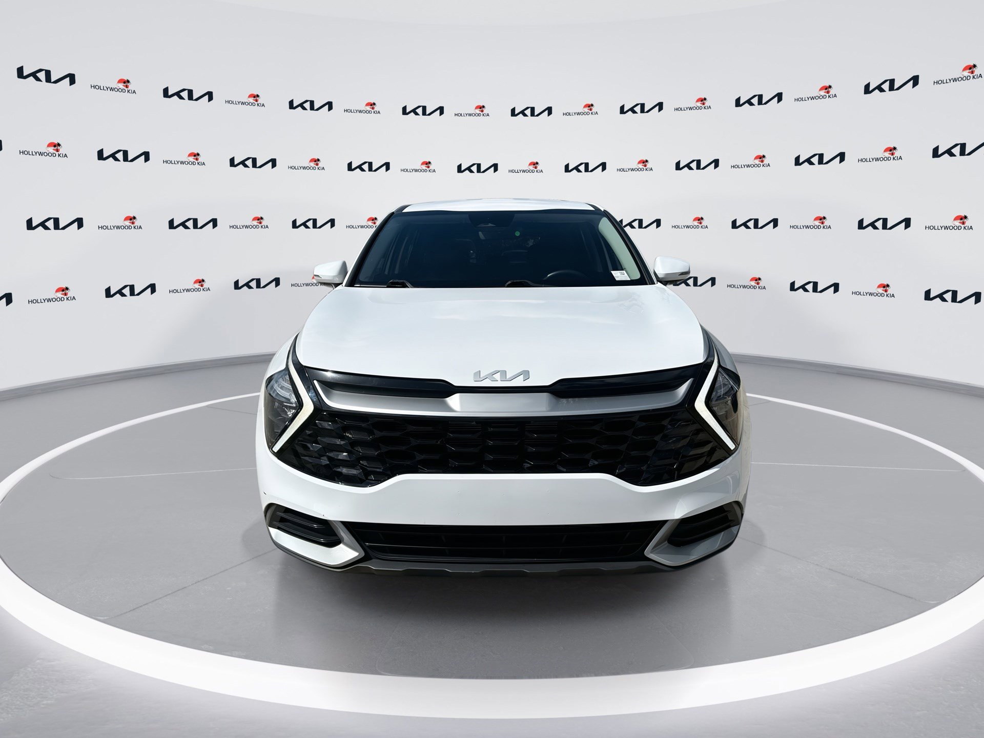 Used 2023 Kia Sportage EX FWD image 3