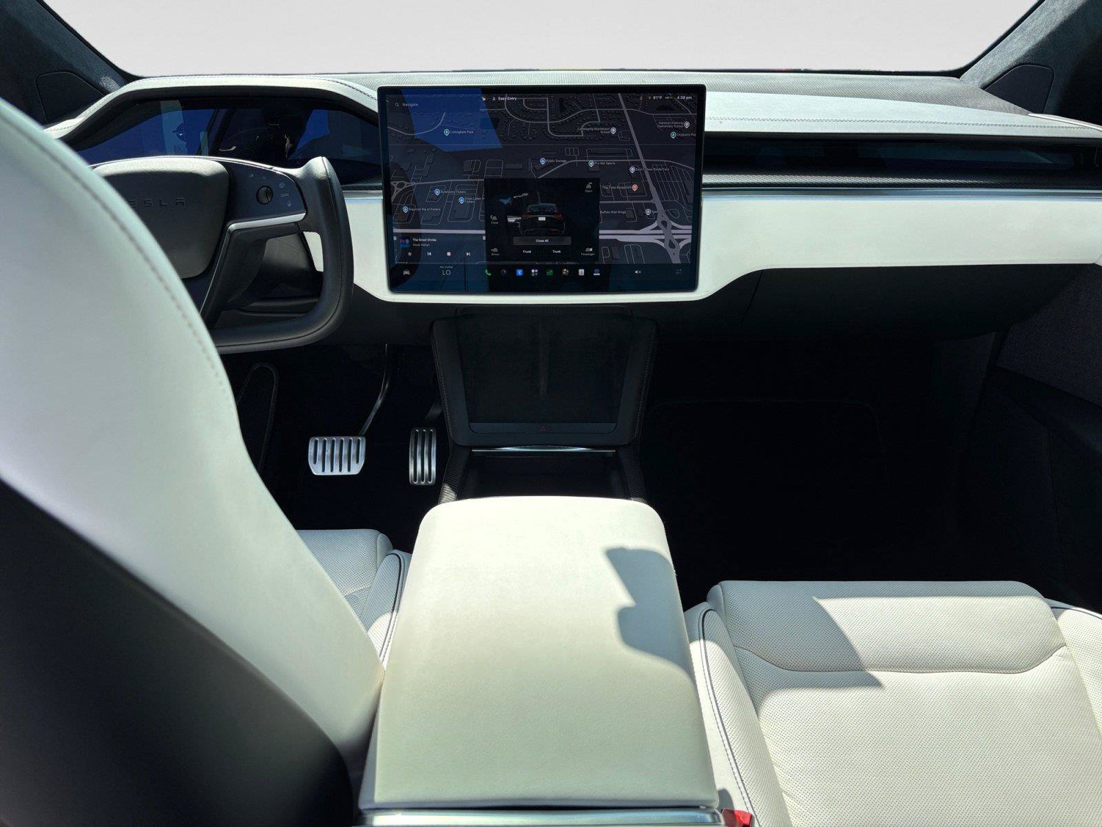 Used 2022 Tesla Model X Plaid AWD/4WD image 14
