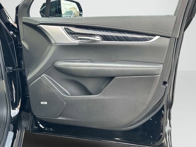 Certified 2023 Cadillac XT6 Premium Luxury w/ Technology Package image 22