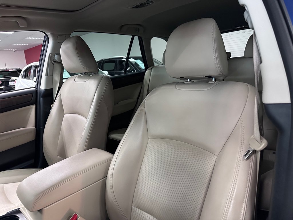 Used 2018 Subaru Outback 3.6R Limited AWD/4WD image 17