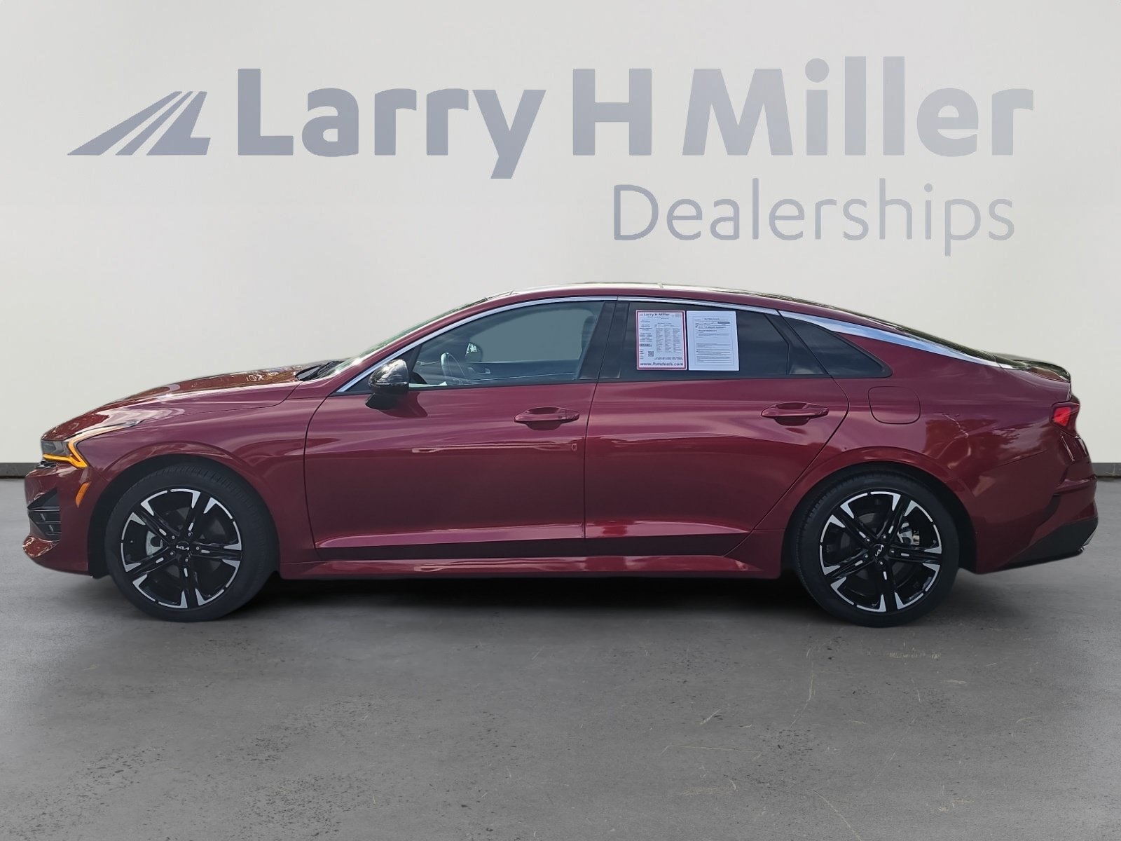 Used 2024 Kia K5 GT-Line AWD/4WD image 2