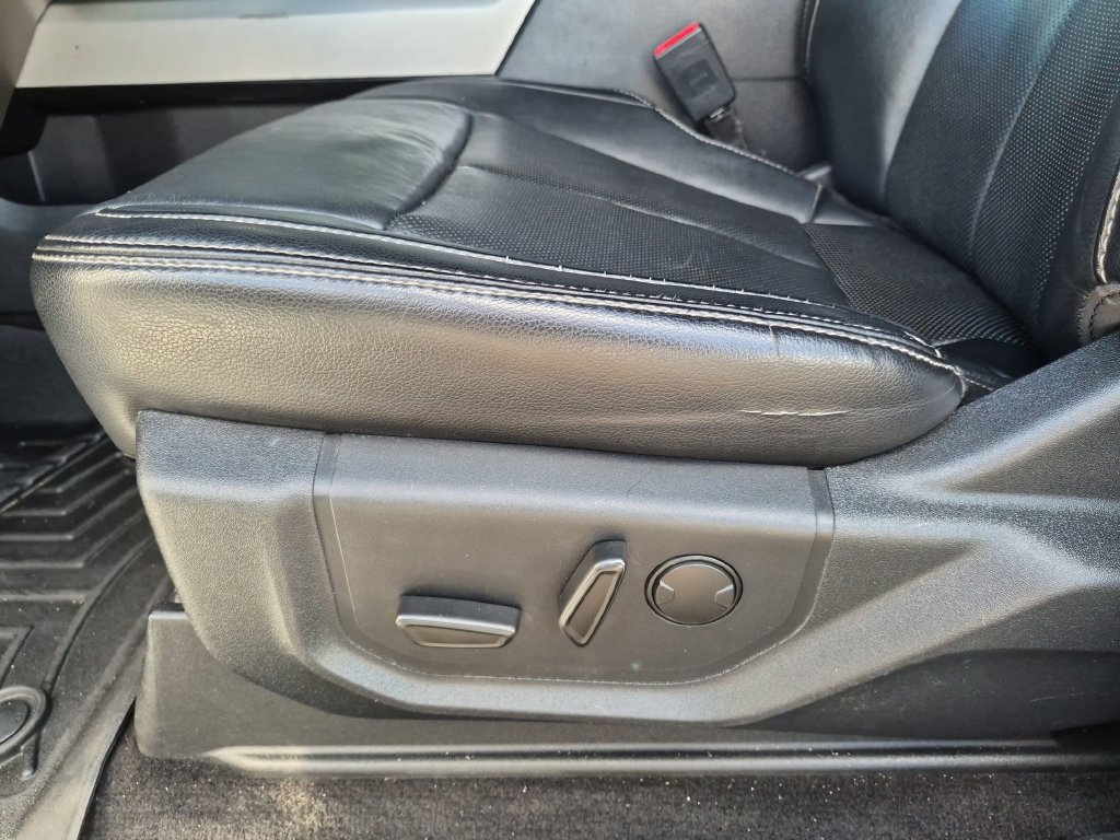 Used 2019 Ford F150 Lariat AWD/4WD image 18