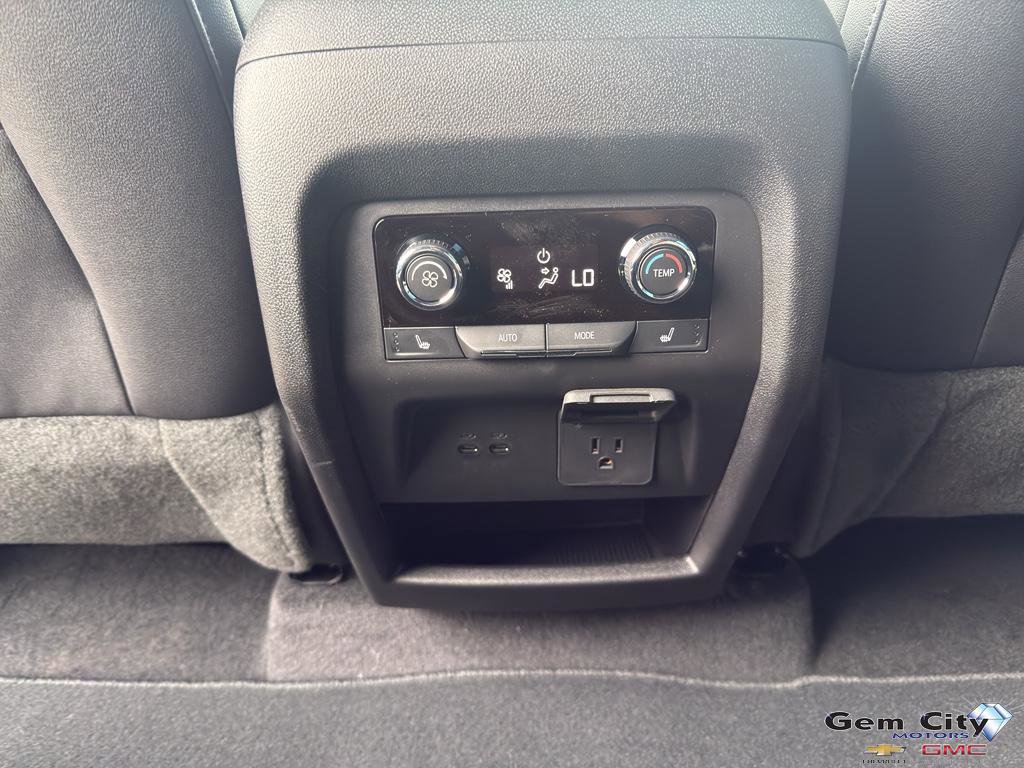 New 2026 Chevrolet Traverse High Country AWD/4WD image 15