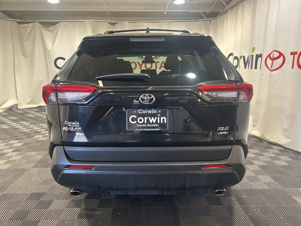 Used 2024 Toyota RAV4 XLE w/ Convenience Package image 7