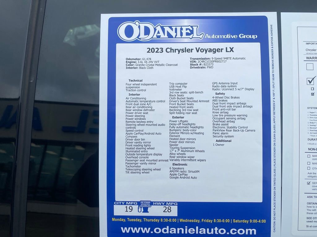 Used 2023 Chrysler Voyager LX image 29