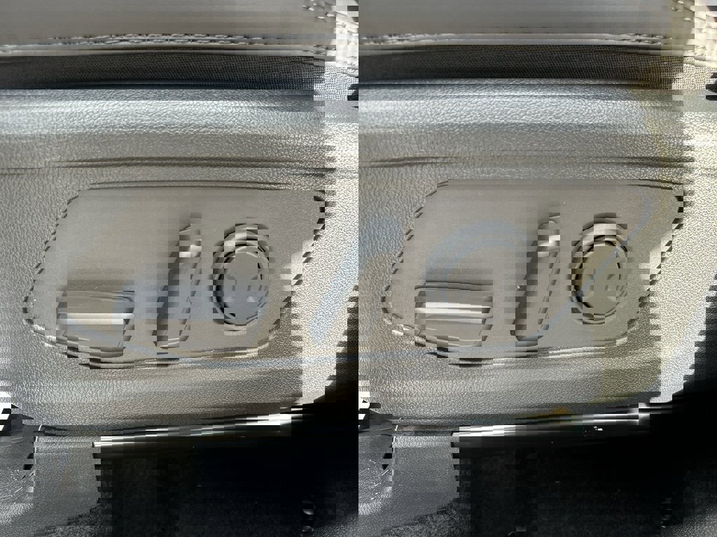 New 2026 Kia Sorento EX image 19