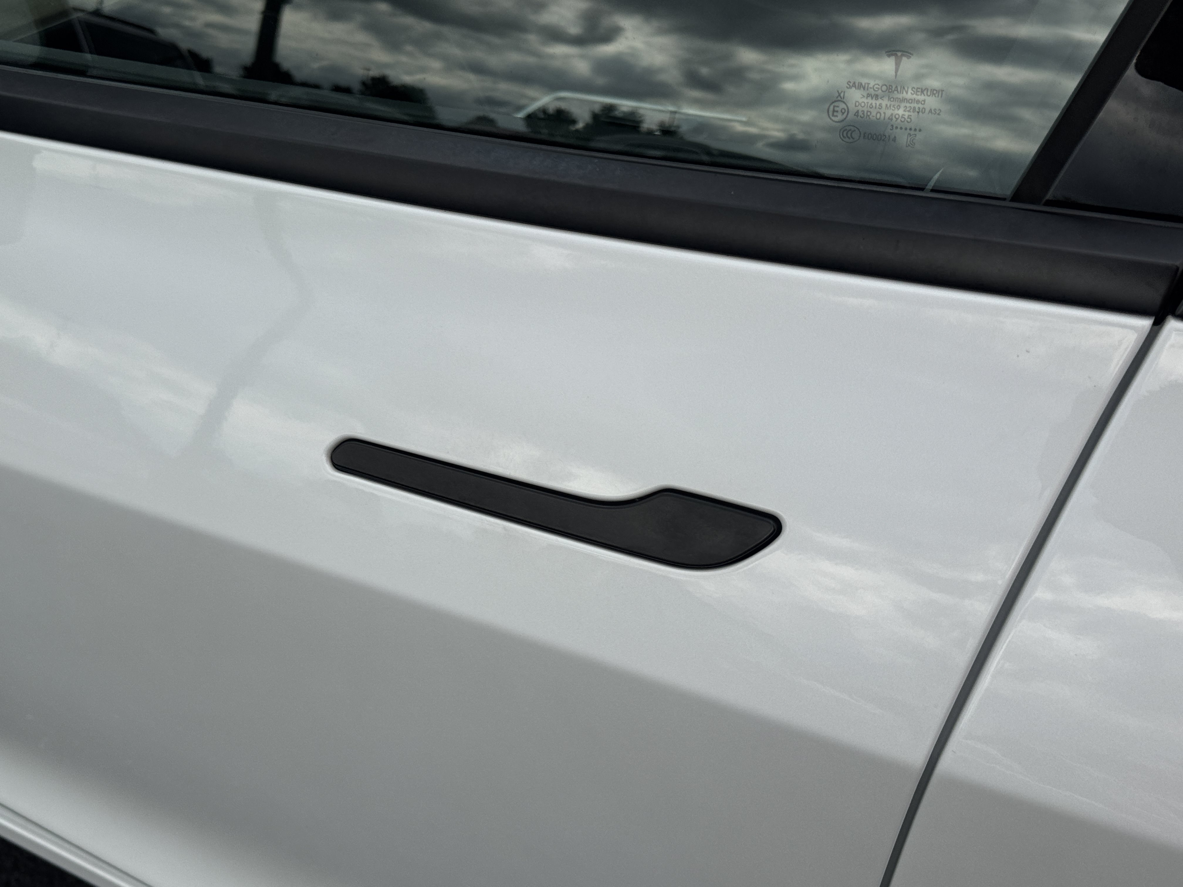 Used 2023 Tesla Model 3 Standard Range RWD image 16