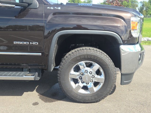 Used 2019 GMC Sierra 2500 SLT w/ Duramax Plus Package AWD/4WD image 6