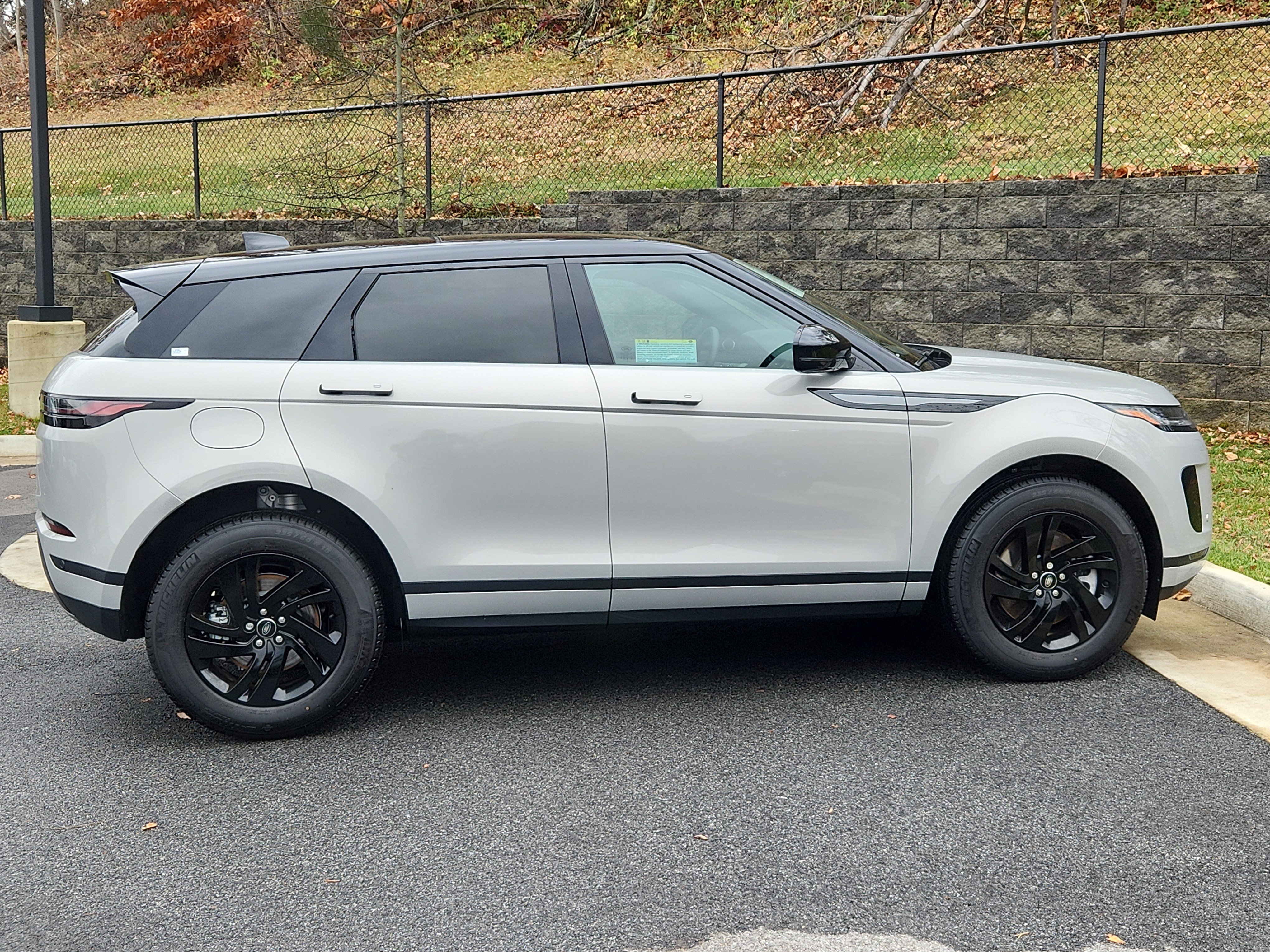 Certified 2026 Land Rover Range Rover Evoque S image 11