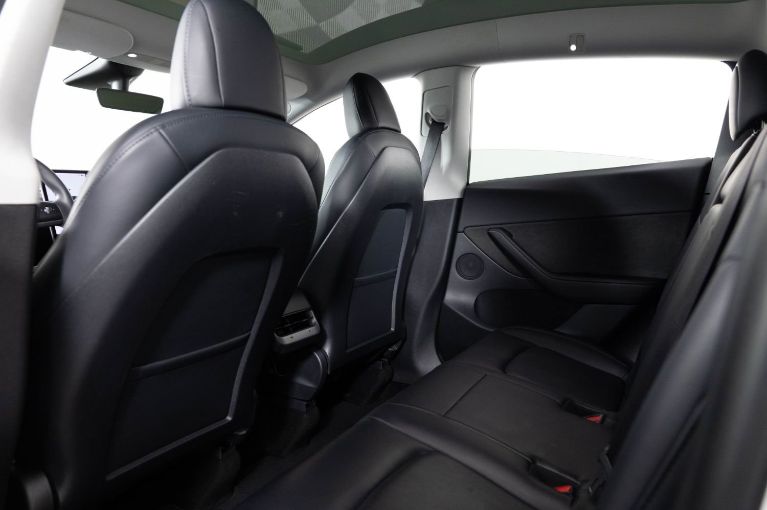 Used 2021 Tesla Model Y Long Range image 19