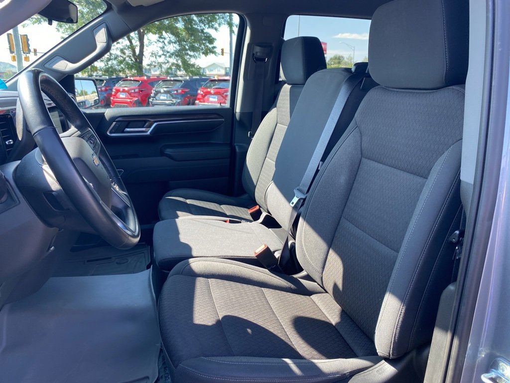 Used 2023 Chevrolet Silverado 1500 LT image 11