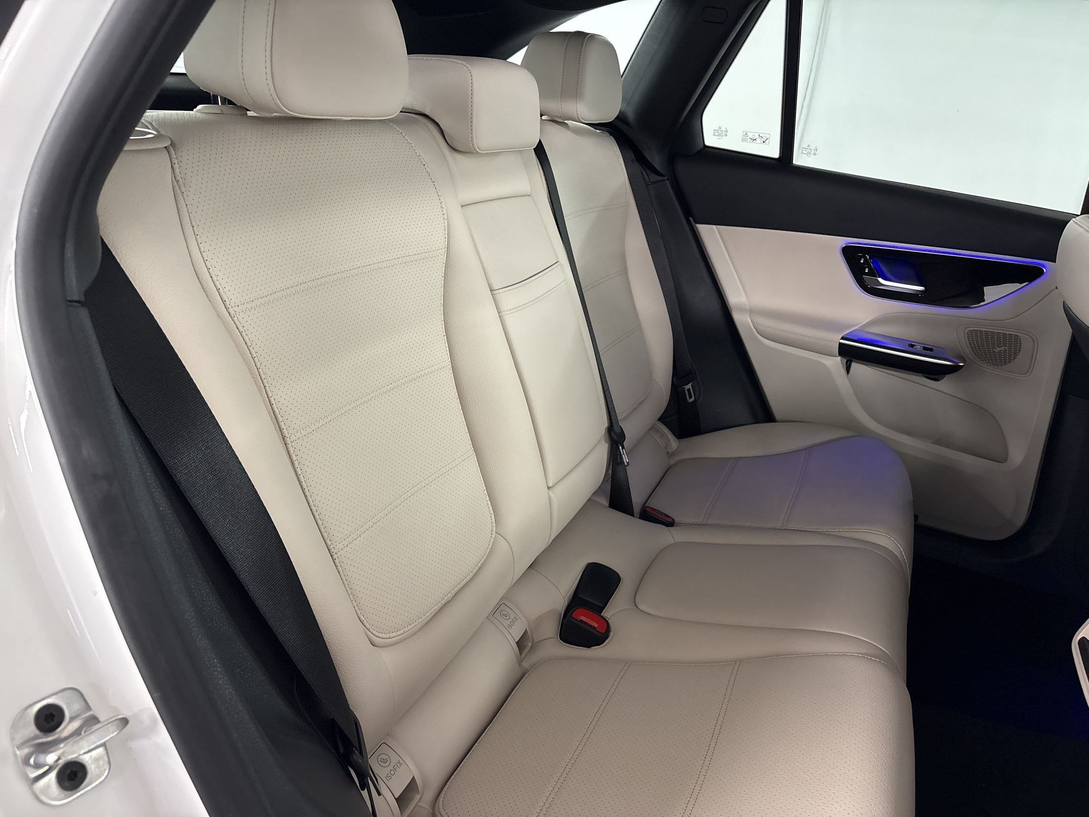 Certified 2025 Mercedes-Benz GLC 350e 4MATIC image 31
