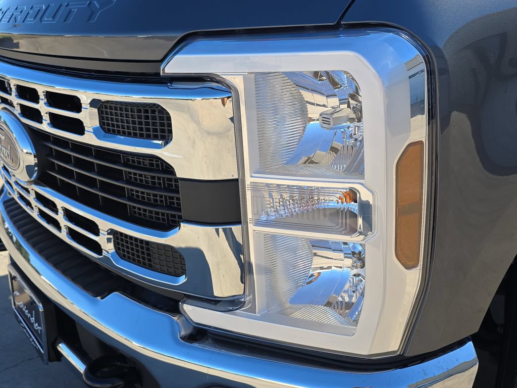 New 2026 Ford F350 XLT w/ 360-Degree Camera Package RWD image 22