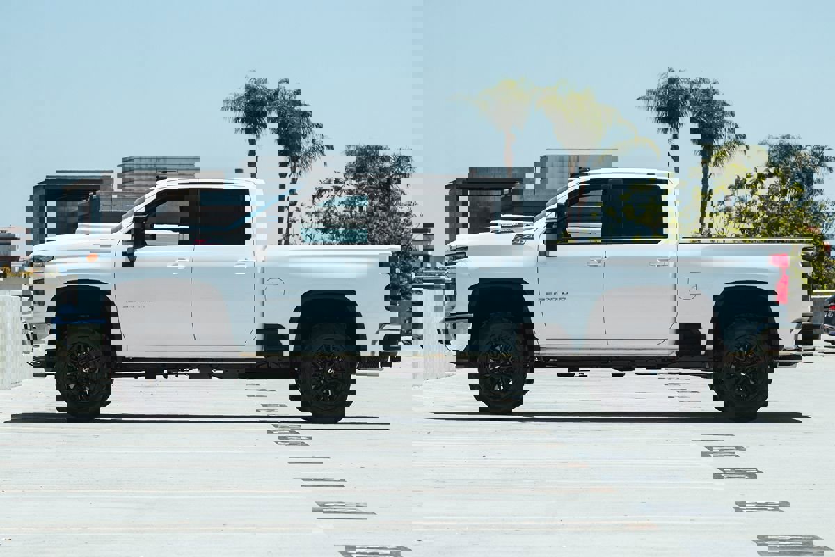 Used 2024 Chevrolet Silverado 2500 LT image 14