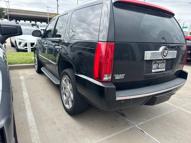 Used 2011 Cadillac Escalade Luxury AWD/4WD image 5