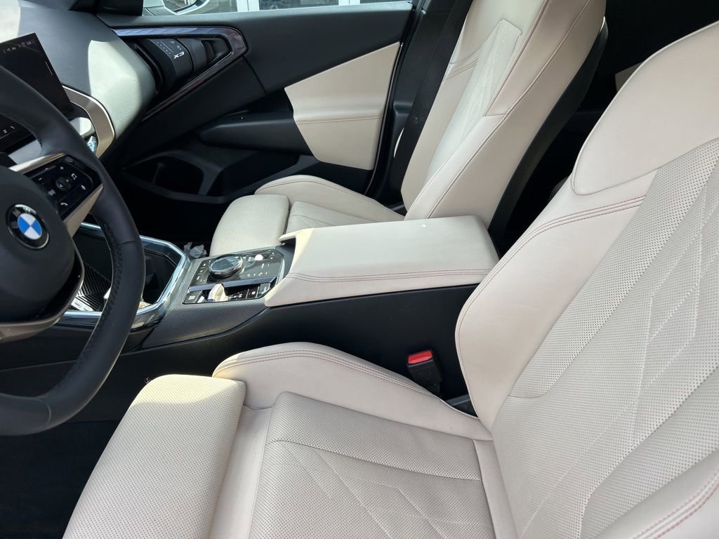 Used 2025 BMW X3 xDrive30i w/ Convenience Package image 10