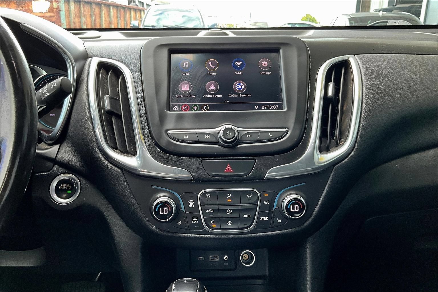 Used 2020 Chevrolet Equinox LT FWD image 13
