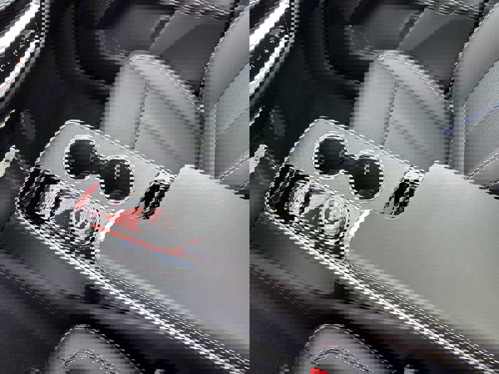 New 2025 Cadillac Lyriq Luxury image 27