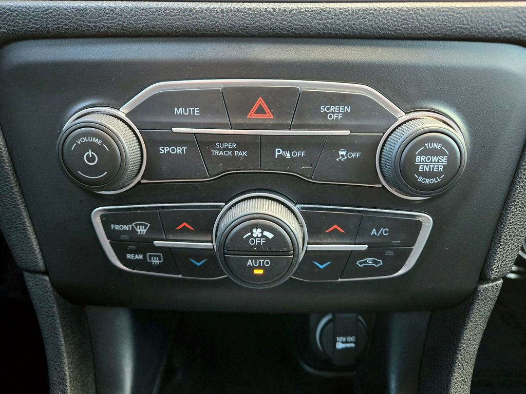 Used 2023 Dodge Charger SXT w/ Blacktop Special Edition image 35