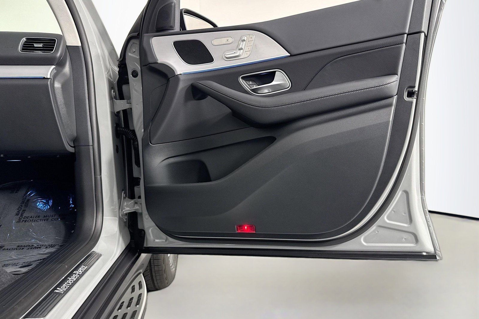 New 2026 Mercedes-Benz GLE 450e 4MATIC image 23