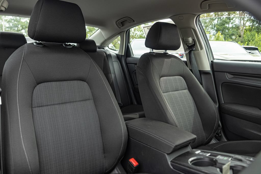 Used 2025 Honda Civic LX image 33