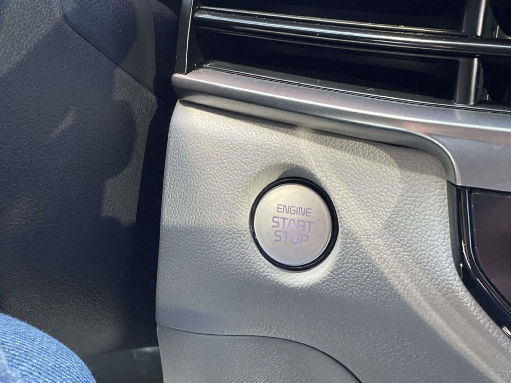 Used 2025 Kia Sorento S w/ Panoramic Sunroof Package FWD image 26