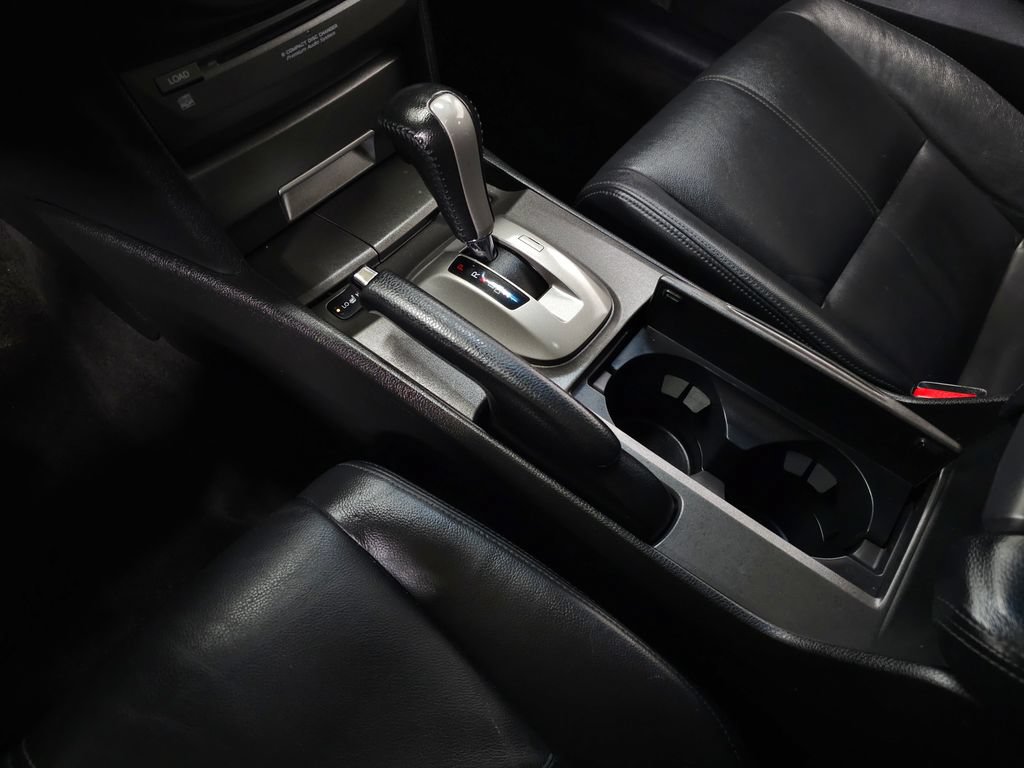 Used 2012 Honda Crosstour EX-L image 25