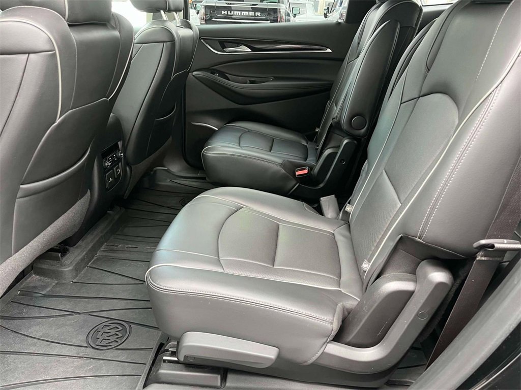 Used 2020 Buick Enclave Avenir w/ Avenir Technology Package image 16