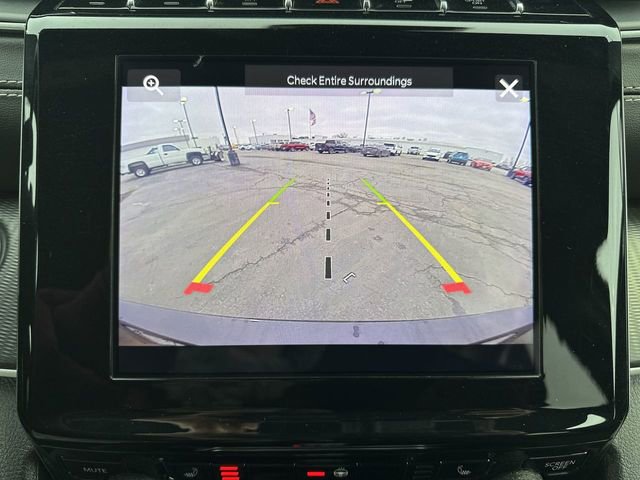 Used 2023 Jeep Grand Cherokee L Laredo image 14