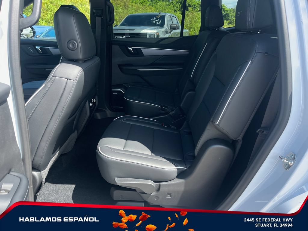 New 2027 Buick Enclave Sport Touring w/ Super Cruise Package FWD image 12