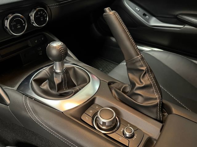 Used 2025 MAZDA MX-5 Miata RF Grand Touring w/ Weather Package RWD image 18