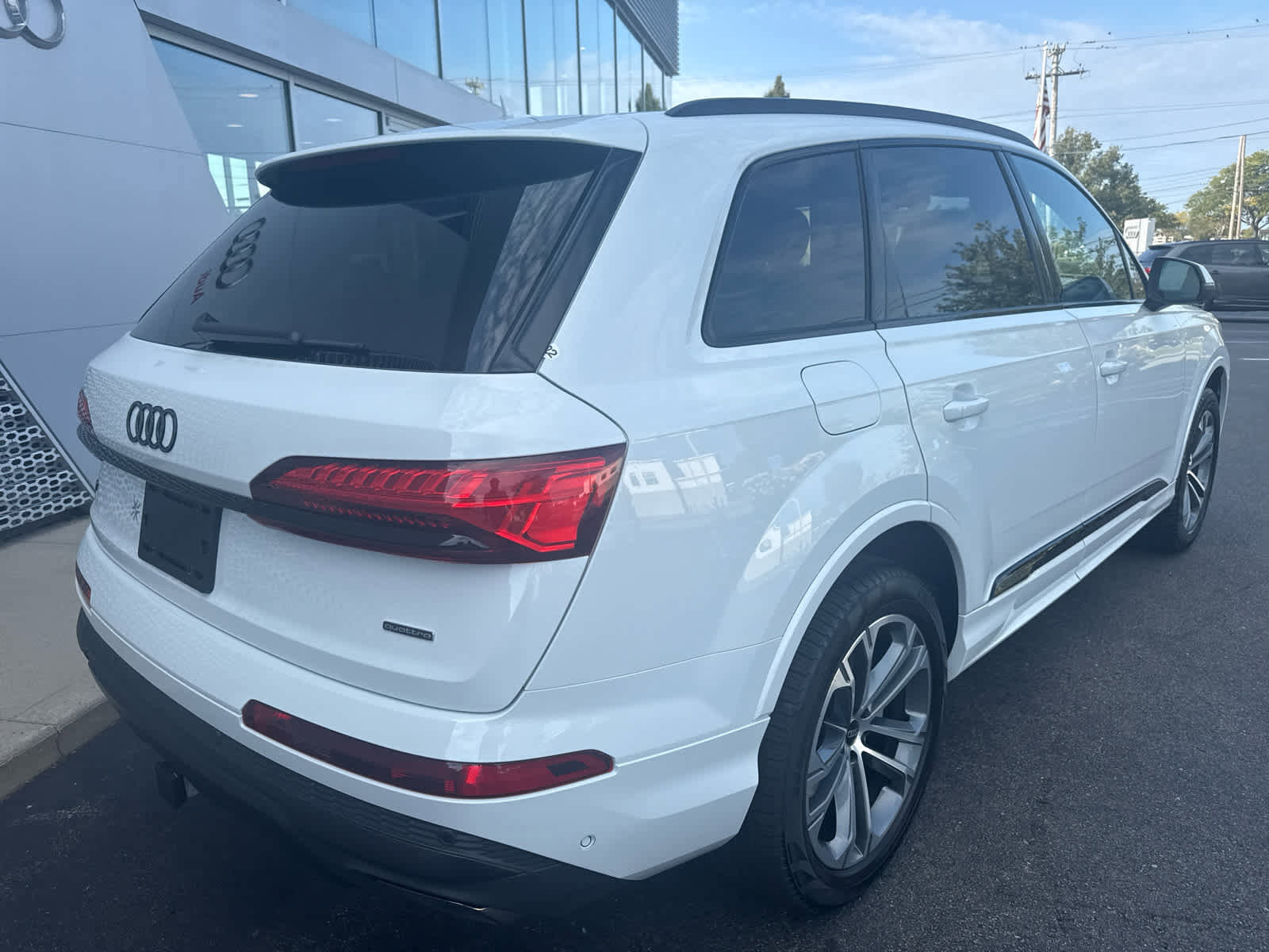 New 2026 Audi Q7 2.0T Premium image 8