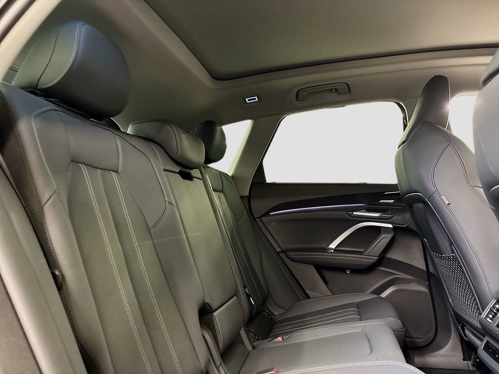 New 2025 Audi Q5 Premium Plus image 16