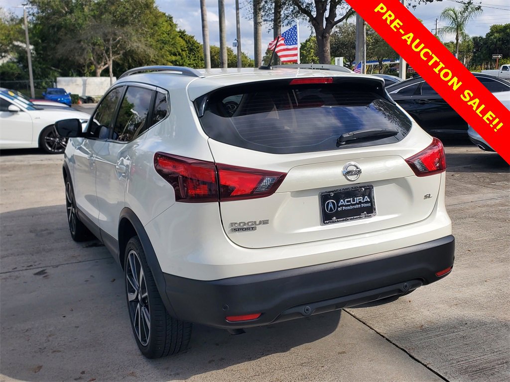 Used 2019 Nissan Rogue Sport SL w/ Premium Package image 5