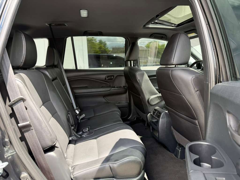 Used 2023 Honda Passport EX-L image 23