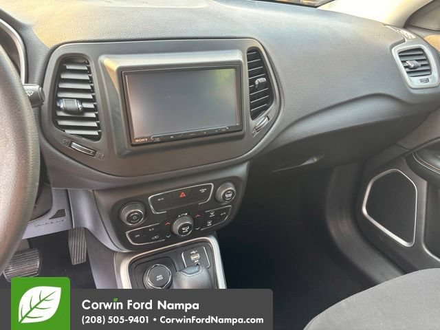 Used 2020 Jeep Compass Sport AWD/4WD image 18