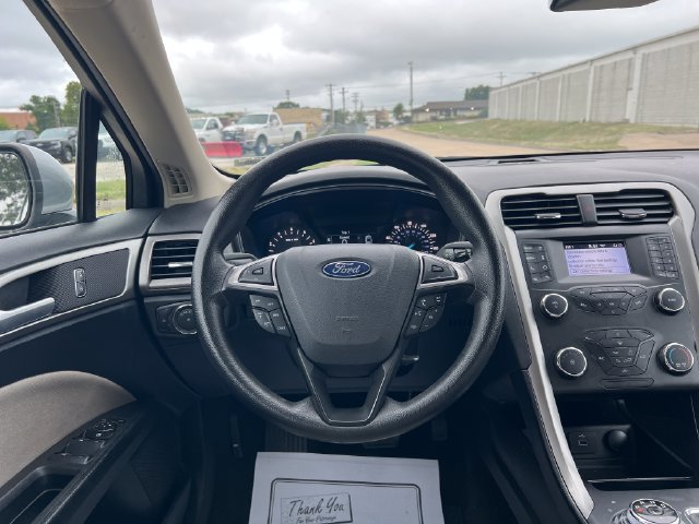 Used 2020 Ford Fusion S FWD image 18