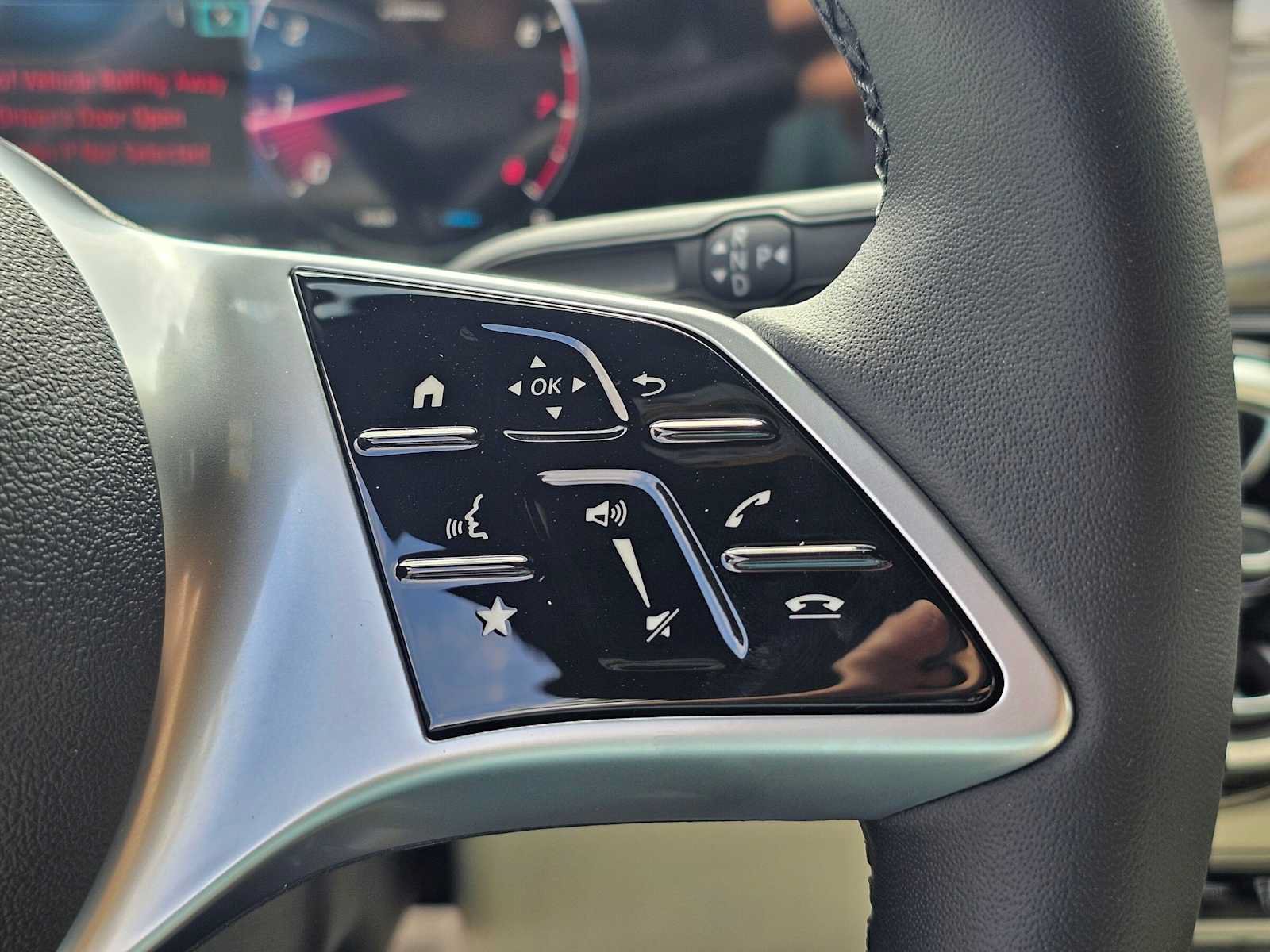 New 2026 Mercedes-Benz GLB 250 image 28
