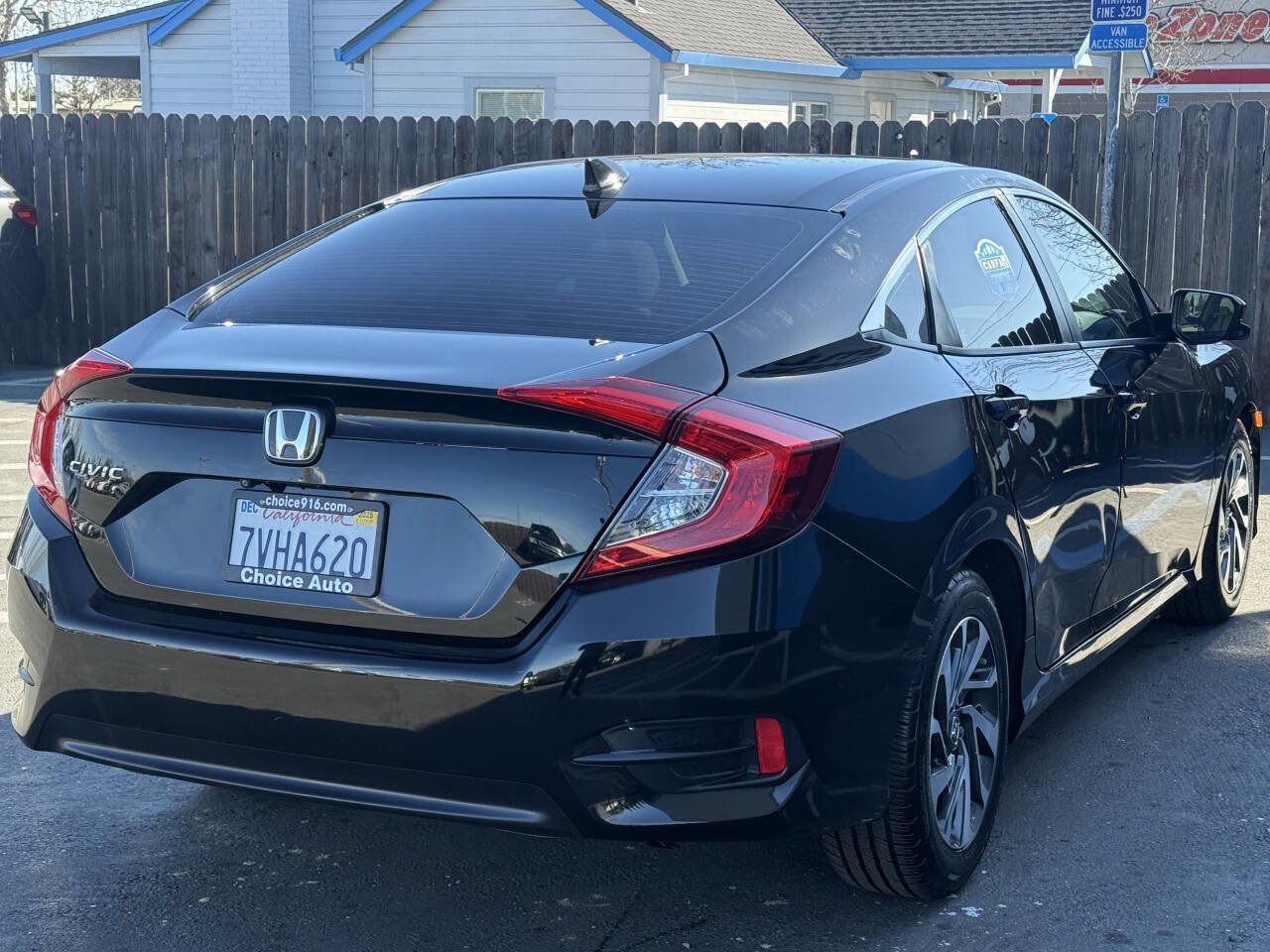 Used 2017 Honda Civic EX image 5
