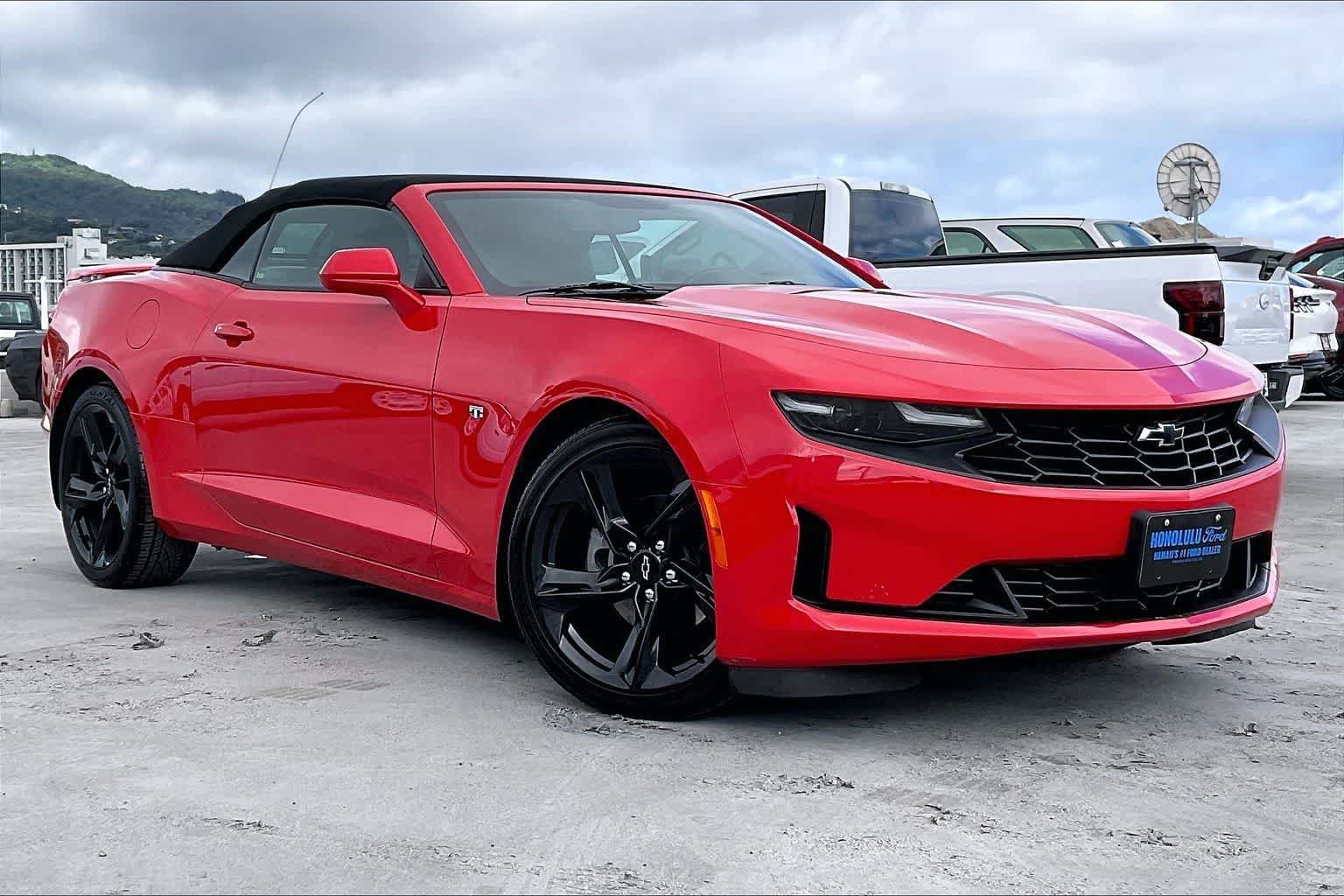 Used 2020 Chevrolet Camaro LT w/ Technology Package RWD image 20
