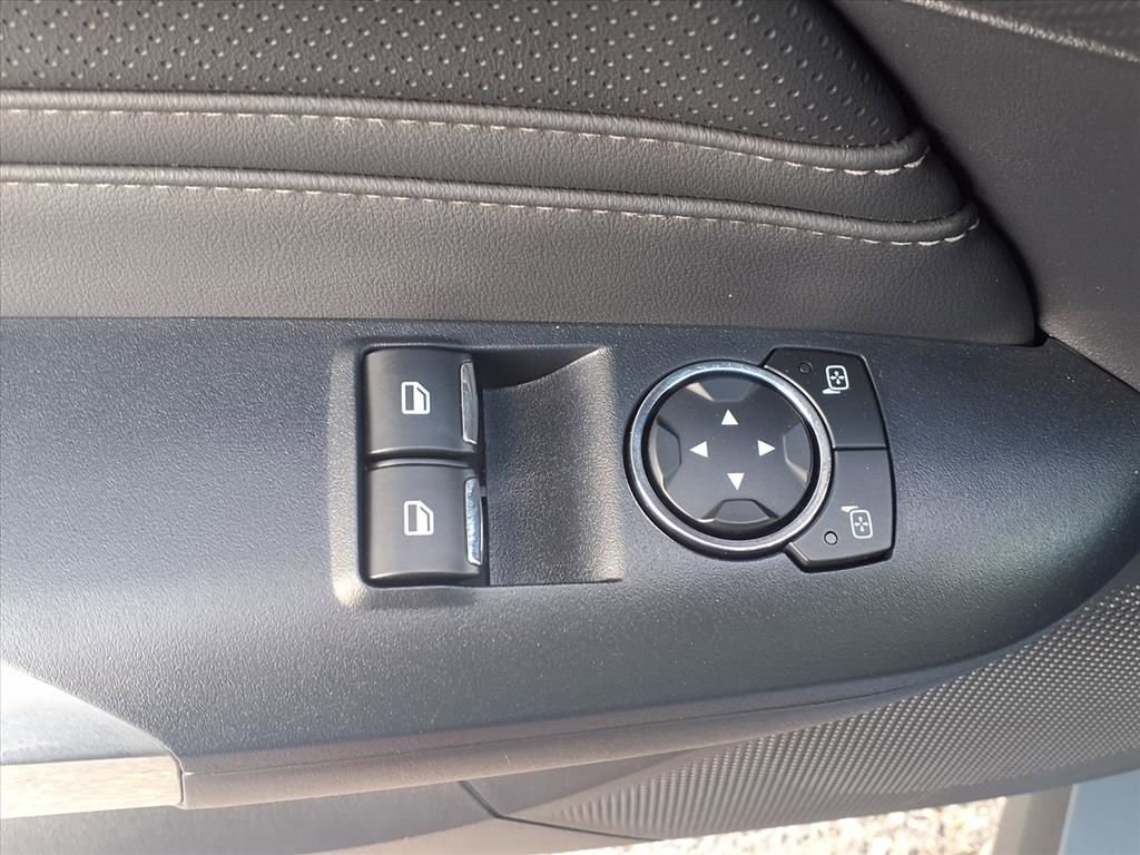 Used 2025 Ford Mustang GT Premium image 7