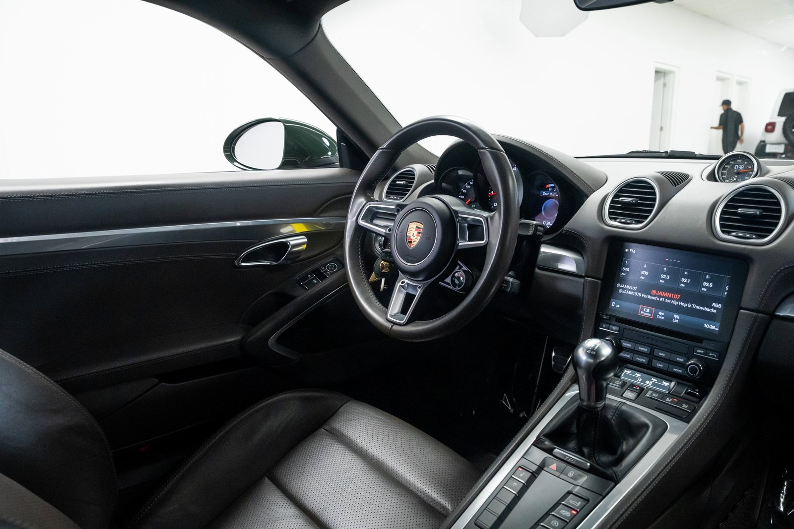 Used 2017 Porsche 718 Cayman S image 10