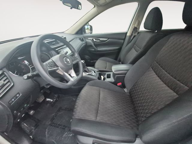 Used 2017 Nissan Rogue S w/ S Appearance Package AWD/4WD image 9