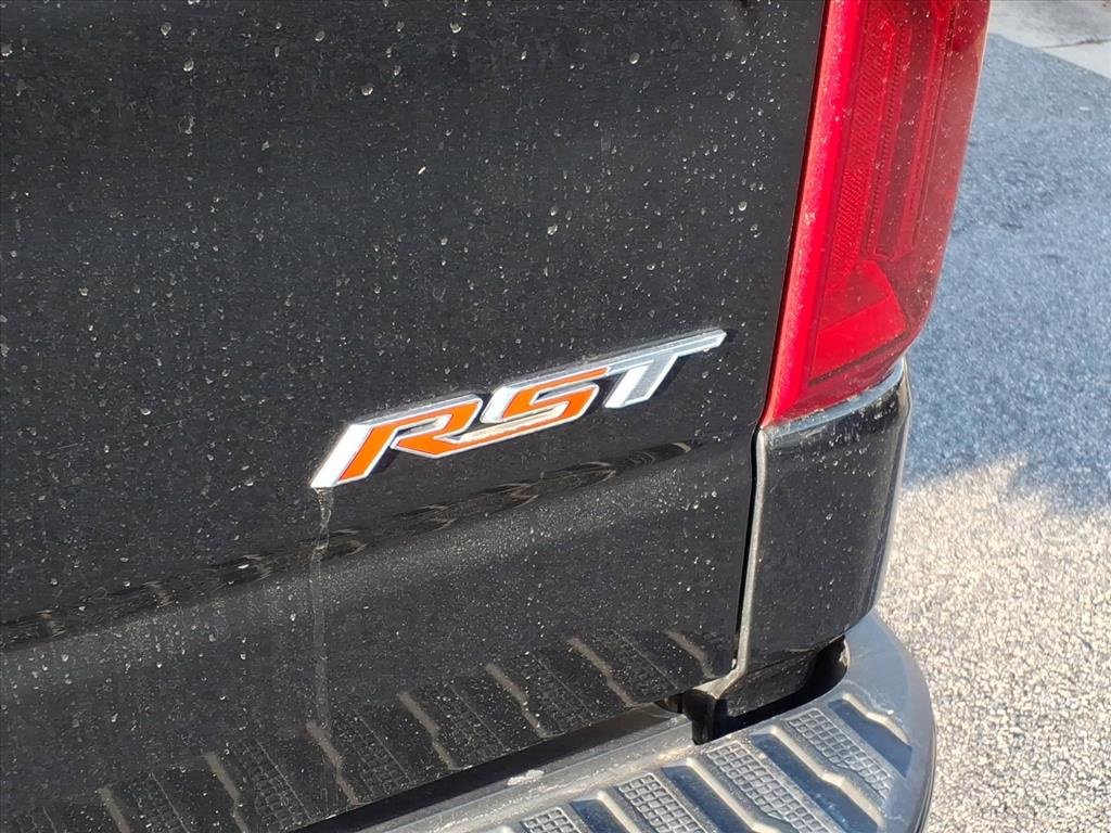 Used 2023 Chevrolet Silverado 1500 RST image 6