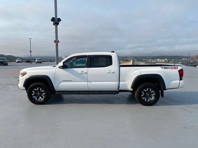 Used 2019 Toyota Tacoma TRD Off-Road w/ Technology Package AWD/4WD image 5